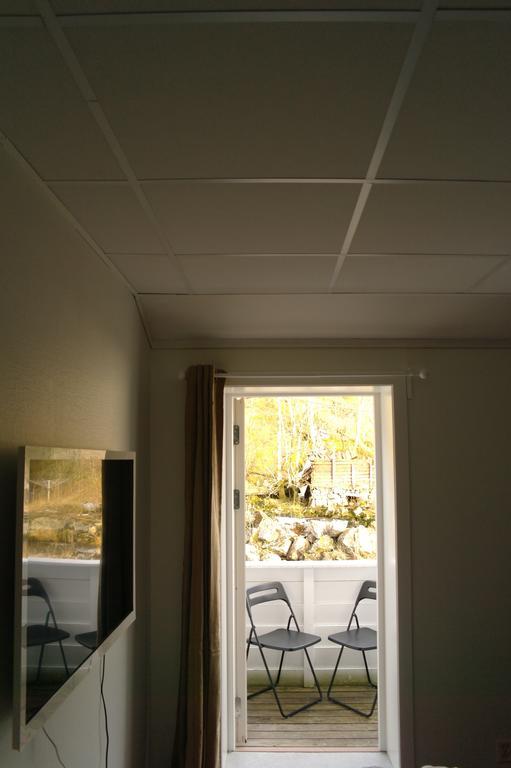Tysnes Sjo Og Fritid Aparthotel Uggdal Room photo