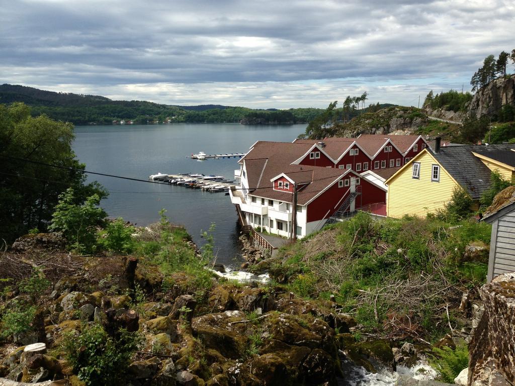 Tysnes Sjo Og Fritid Aparthotel Uggdal Exterior photo